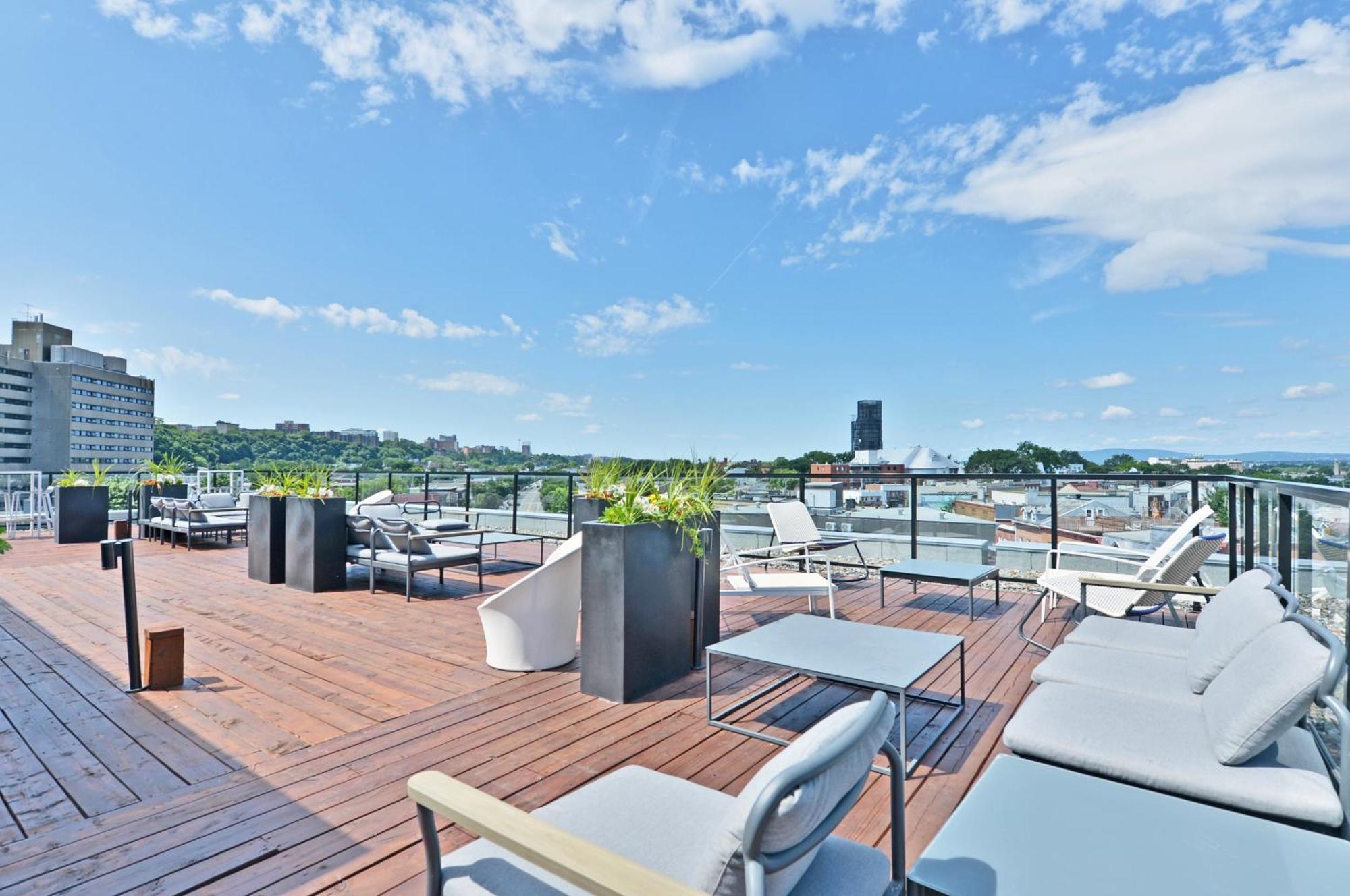La vie est belle: FREE PARKING, GYM, ROOFTOP TERRACE Ville de Québec Extérieur photo